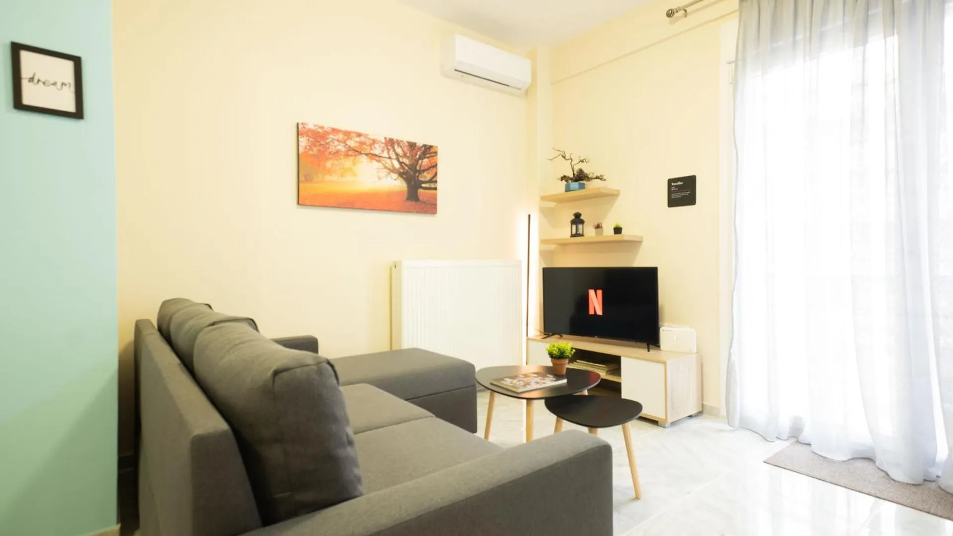 F & B Collection - Flat For 3 location